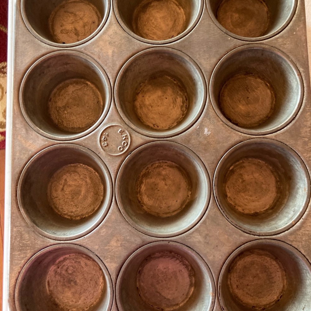 Vintage EKCO Muffin Tin